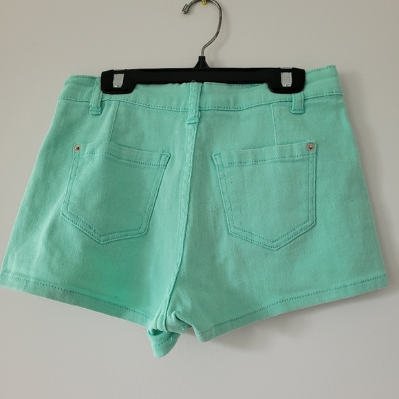 Shorts - Picture 2 of 2